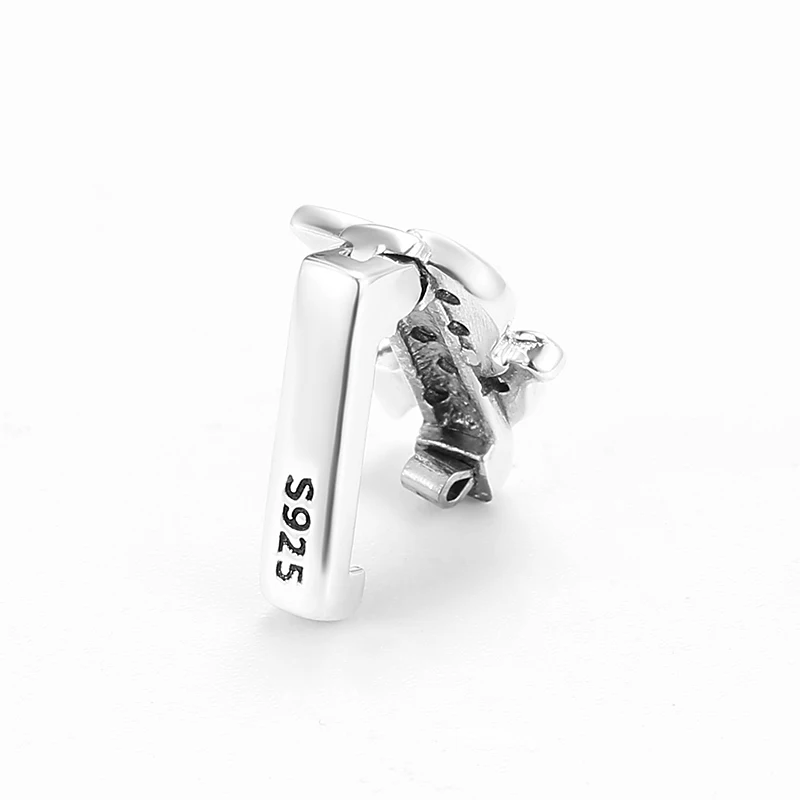 Бусы серебряные с символом свободы Летающие птицы прозрачным фианитом Подвески