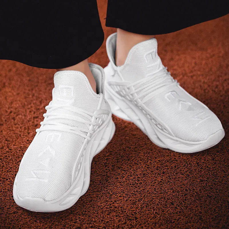 

2020Fashion Men Sneakers lace up Casual Men Shoes Breathable Tenis Male Chaussure Homme Trainers Shoes Men Masculino Plus Size12