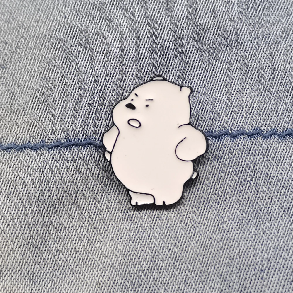 

Angry Polar Bear Enamel Brooch Backpack Clothing Brooch for Women Badge Lapel Collar Brooches for Men