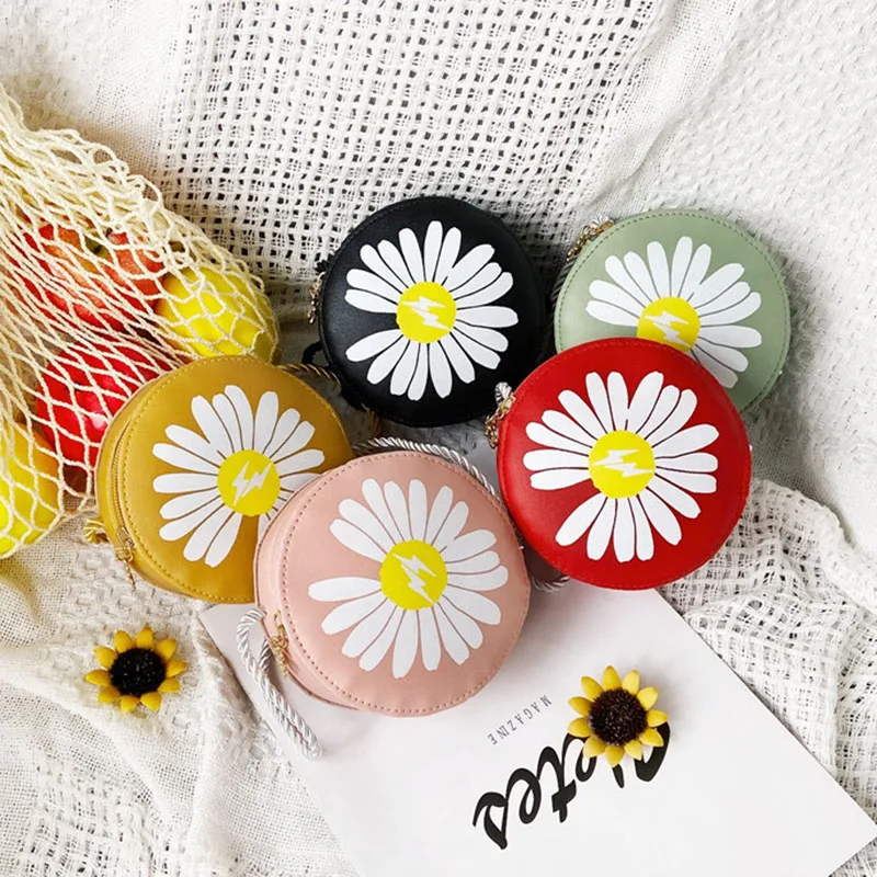 

Round Cute Little Daisy Mini Crossbody Bags for Baby Girls Kids 2021 Circular Kawaii Flower Printing Daisy Small Bag for Toddler