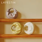 Женская сумка-почтальонка с цепочкой, Полукруглая, из кожи