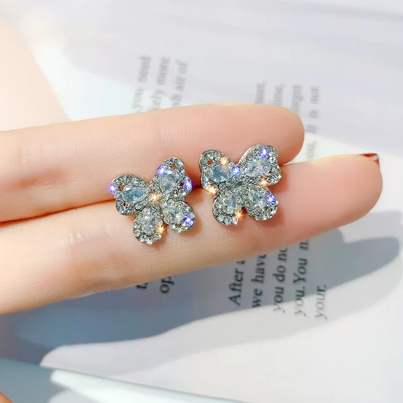 Новое поступление металлические женские классические изысканные серьги