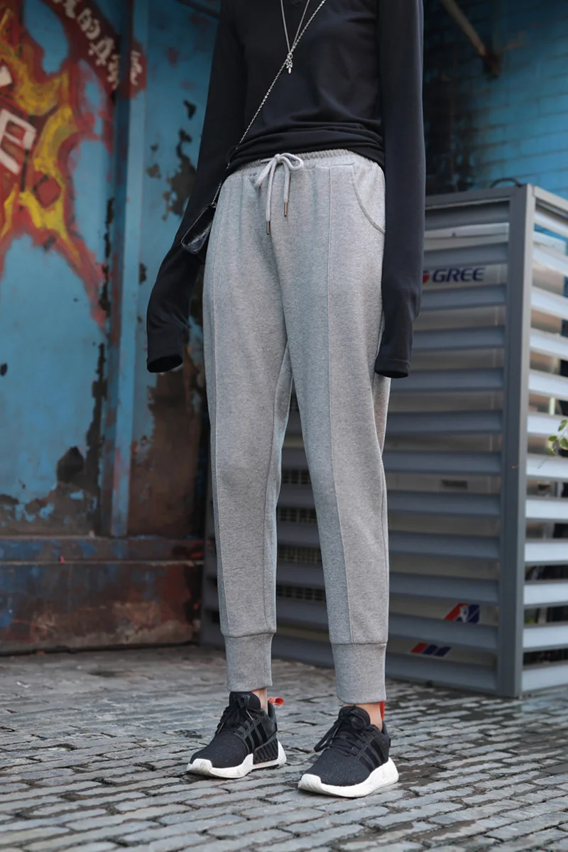 

Casual Gray Elastic Waist Pockets Women's Pants