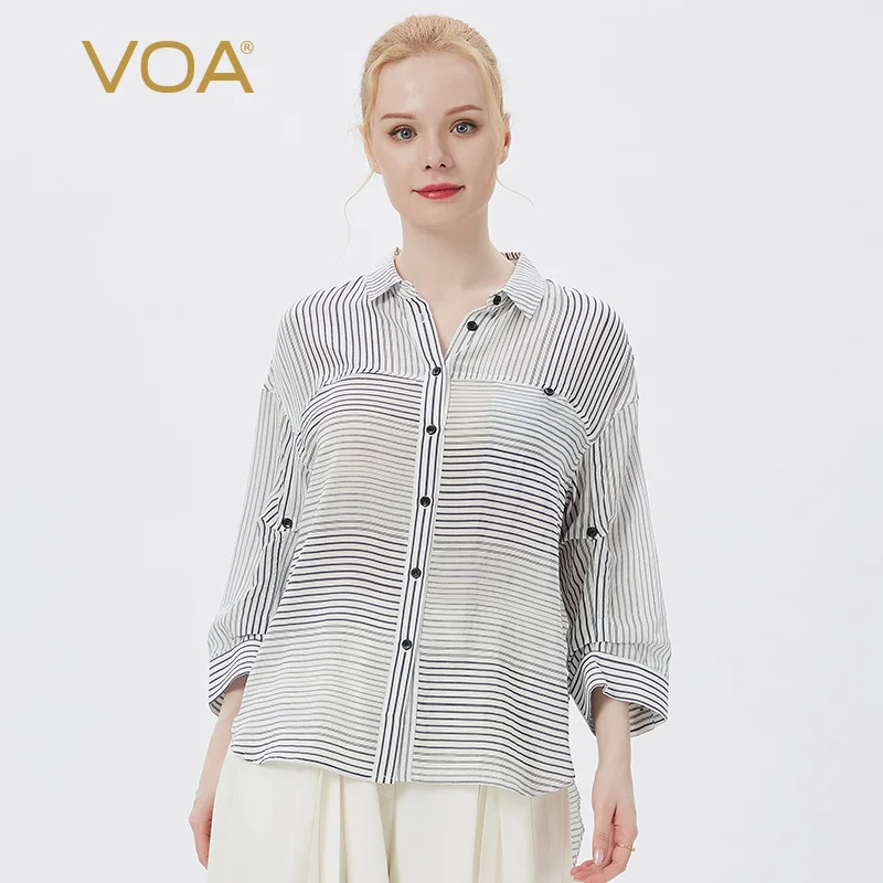 

VOA White Background Pinstripes Middle Sleeves Single Row of Contrast Buttons Loose and Casual Boyfriend Style Silk Shirt BJ002