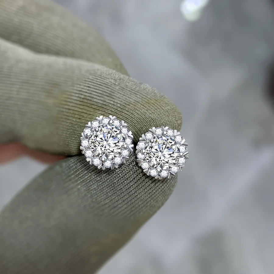 

Серьги-гвоздики женские из серебра 925 пробы с круглым бриллиантом 0,5 карата