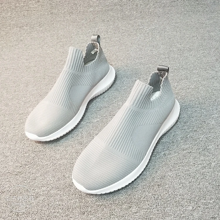 

Foreign Trade Single Breathable Refreshing Comfort and Casual Sports Light Soft Slip on Driving plus Size Men's Sock Shoes
