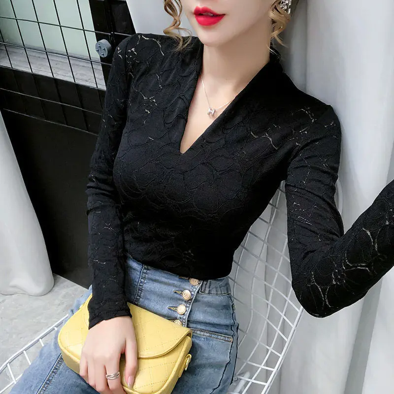 

Thin/velvet Deep V-neck Lace Bottoming Shirt Women's Long Sleeve Interior with Foreign Style Spring 2021 New Slim Mesh Coat