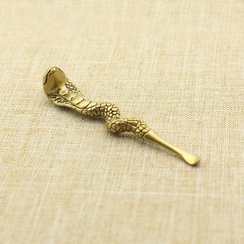 Ретро латунная Кобра с ушками брелок для ключей автомобиля подвеска ювелирные