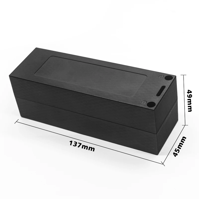 жесткий чехол из углеродног