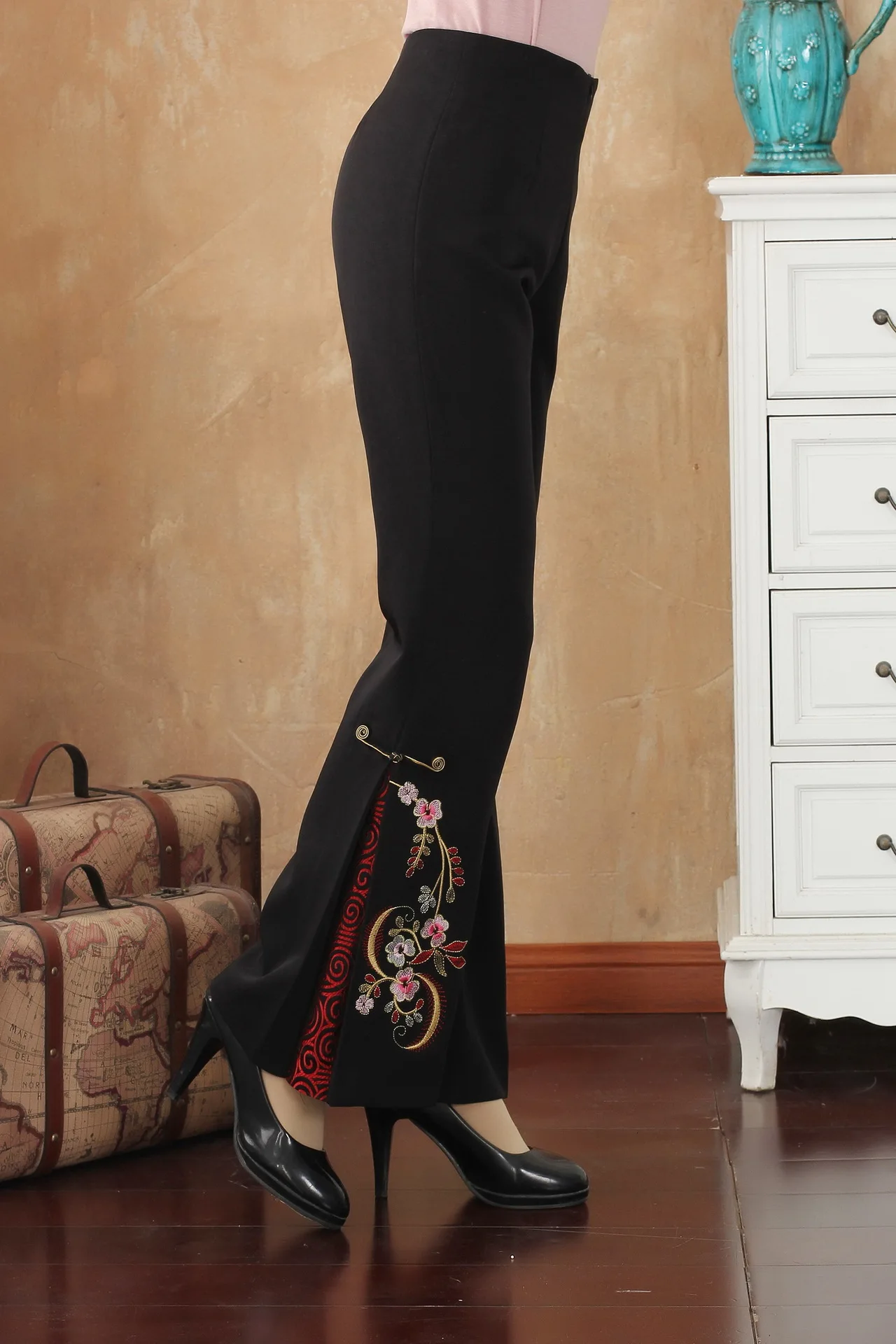 Женская обувь на весну-осень повседневные штаны Длина с вышивкой и цветочным
