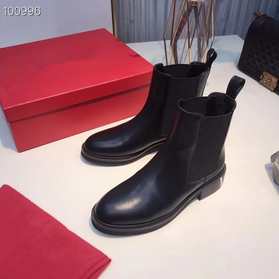 4 Высокое качество; стиль; пикантные зимние женские Ботинки Martin из натуральной кожи на плоской подошве с заклепками; Роскошные Дизайнерские короткие ботинки; Размеры 35-41 - Цвет: 4