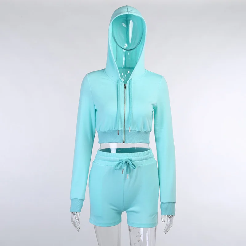 

Sporty Sweatsuits for Women Two Piece Outfits Zip Up Cropped Hoodies and Shorts Matching Sets Tracksuits D66-DE46