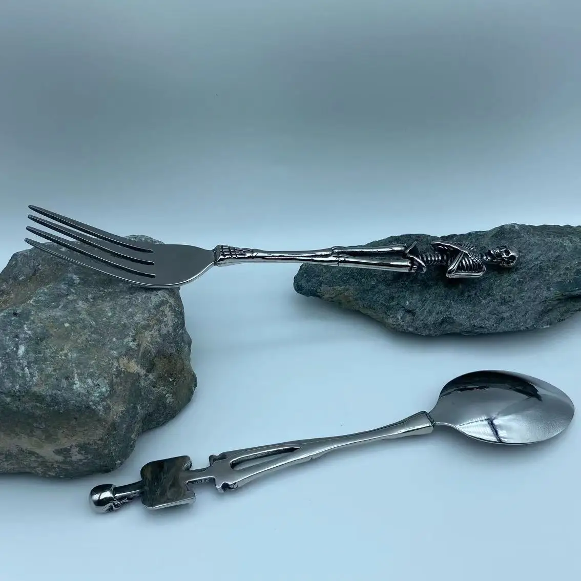 stainless steel skull men fork and spoon jewelry accessories personality fashion charm unique titanium for dinner tool as gift | Украшения