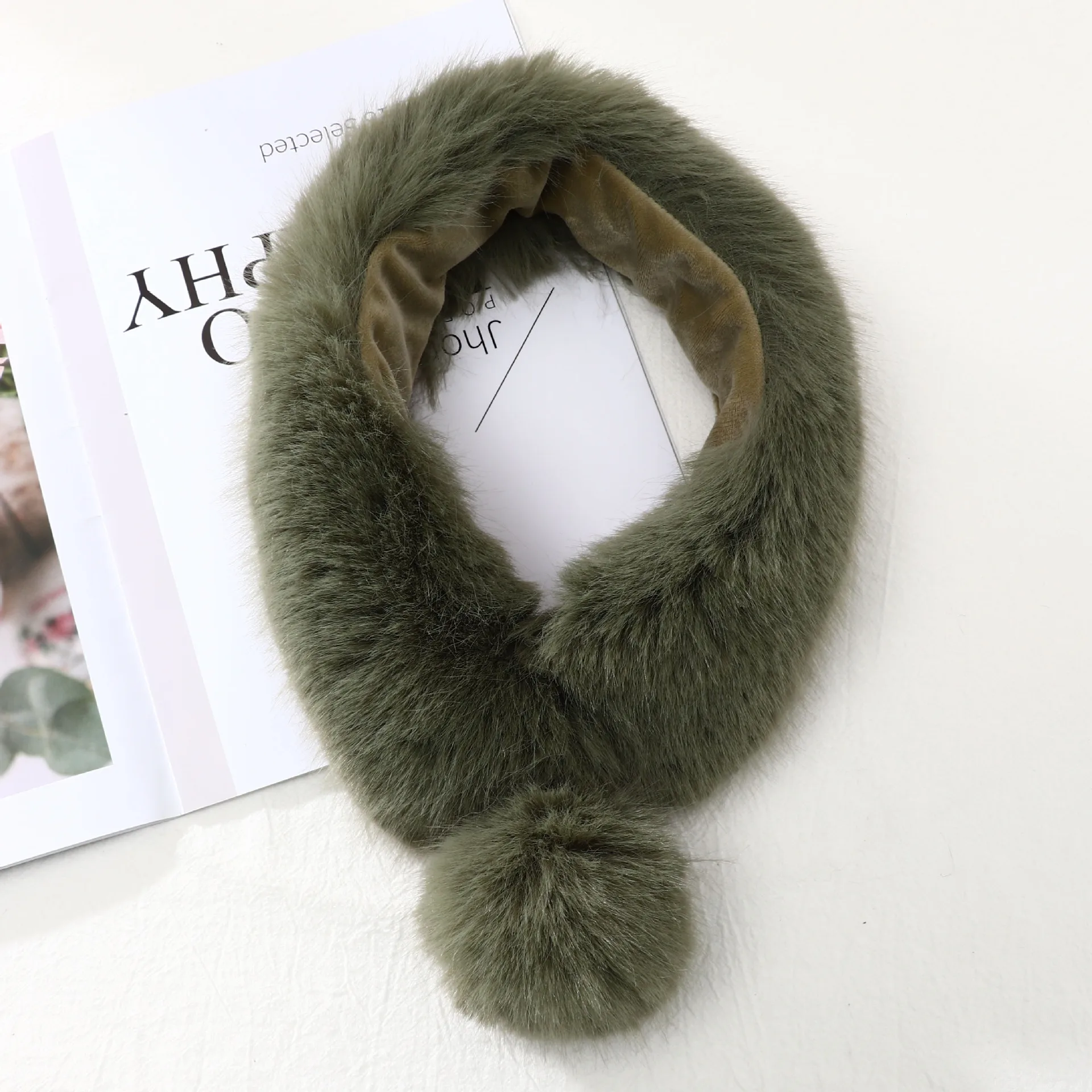 

2020 New Designer Black White Pink Faux Fur Collar Scarf Ring Women Winter Thick Warm Plush Neck Scarfs Bufandas Invierno Mujer