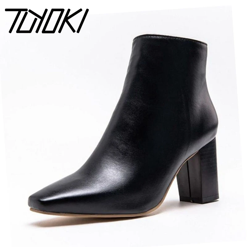 Женские повседневные уличные ботильоны Tuyoki короткие ботинки на молнии в