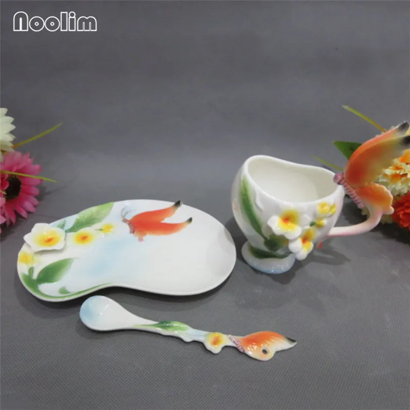 Керамическая эмалированная кофейная чашка из костяного фарфора европейская 3D