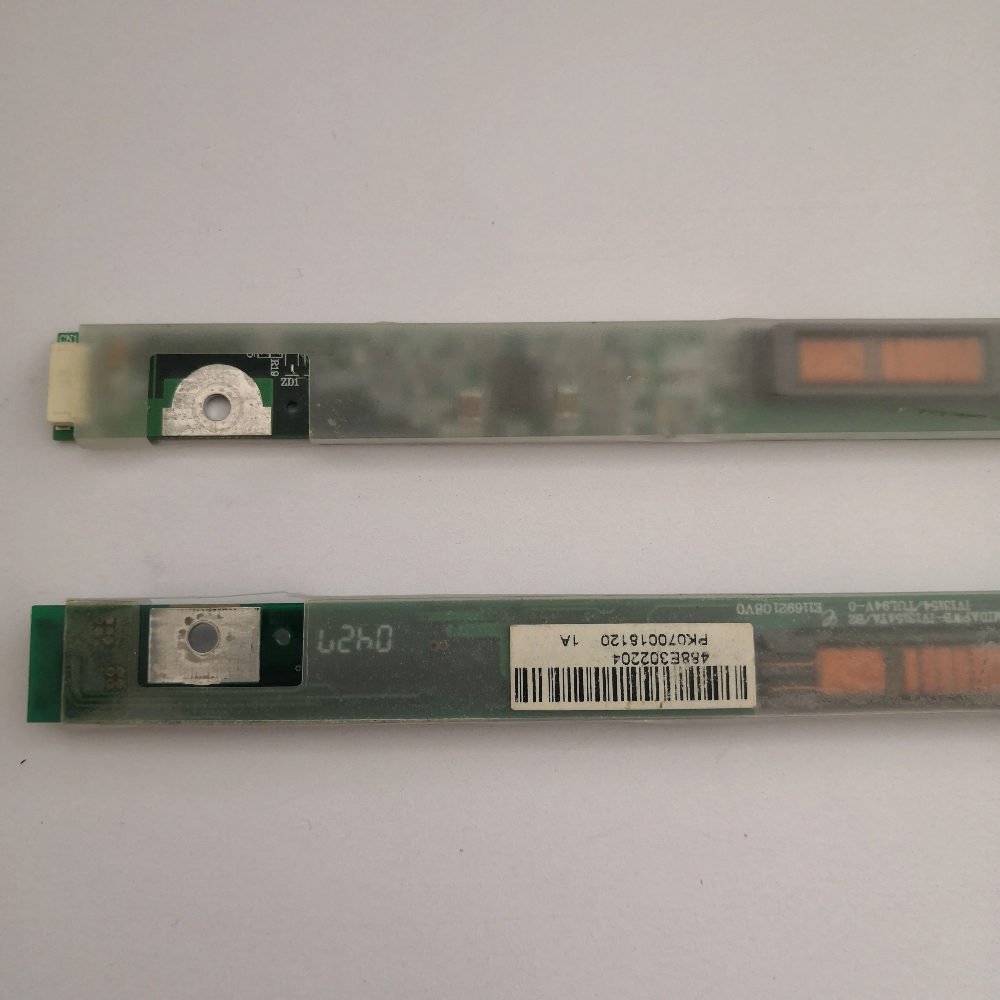 Жк инвертор для HP C300 C500 C700 R3000 V5000 ZT3000 eMachines E520 E720 NX7000 NX7010 NX9110|Компьютерные кабели и
