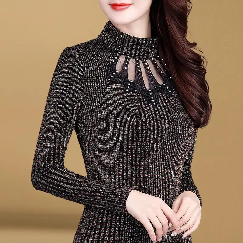 

Winter 2021 New Plus Velvet Thick Bottoming Shirt Warm T-shirt Tops Fashion Floral Hollow Bottoming Shirt Thick
