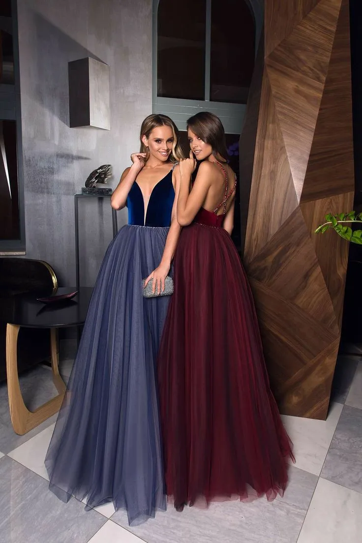 

Elegant فساتين السهرة Beaded Party Abendkleider V-Neck Prom Dress Long A-Line Custom Made Evening Gowns for Women