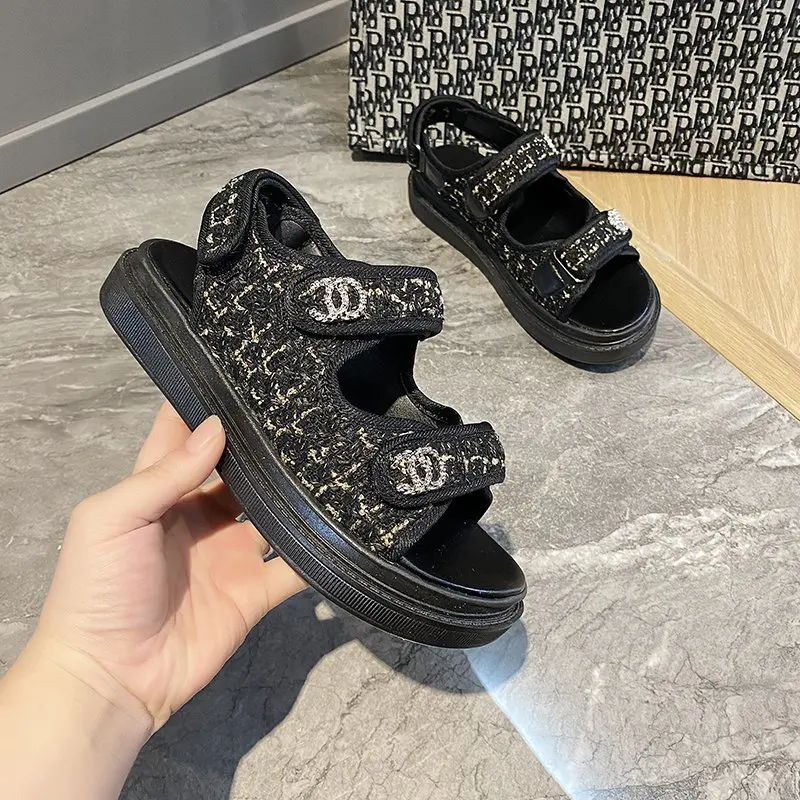 

2021 Trends Women Sandals Summer New Flat British Wind Velcro Embroidery Thick-soled Casual Roman Designer Shoes Platform Sandal