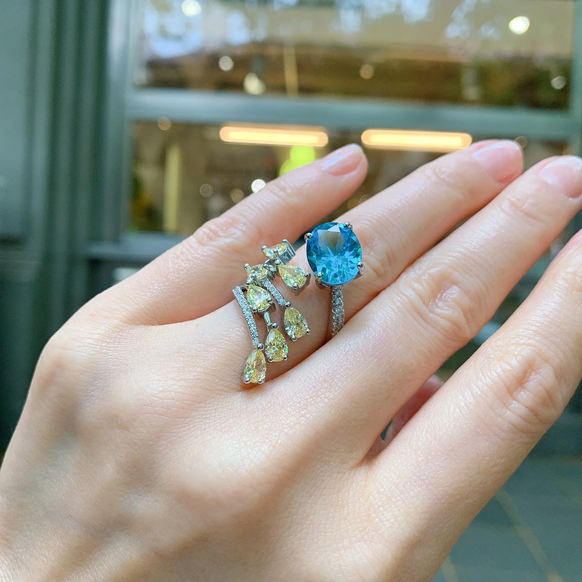 

Bilincolor Fashion Blue and Yellow Cubic Zirconia Open Ring