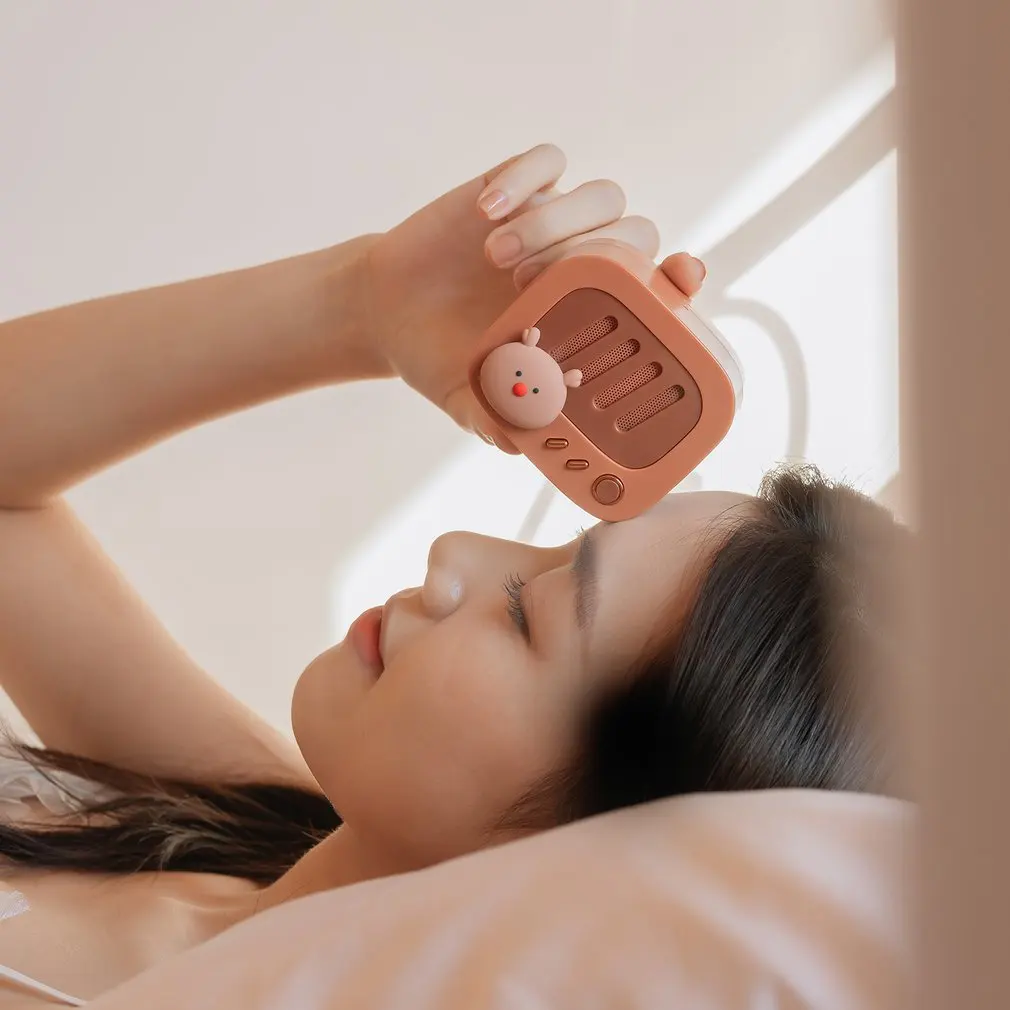 Беспроводная портативная мини Колонка X18 10 часов воспроизведения с корпусом