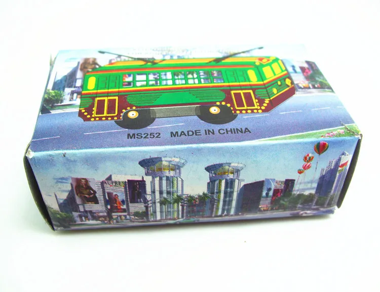 

[Funny] Adult Collection Retro Wind up toy Metal Tin moving tram bus car model Mechanical Clockwork toy figures model kids gift