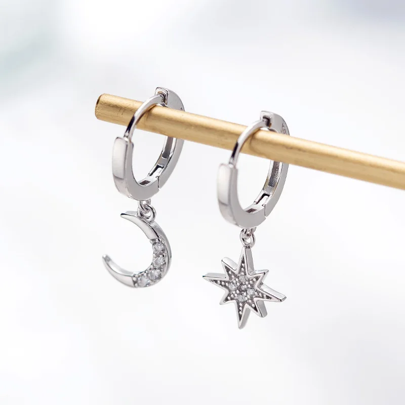 

925 Sterling Silver Asymmetry Piercing Moon Star Charm Stud Earring For Women Girls Wedding Jewelry 2021 New eh375