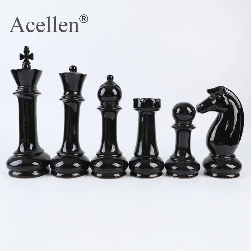 Набор из шести предметов керамические международные Шахматные фигурки