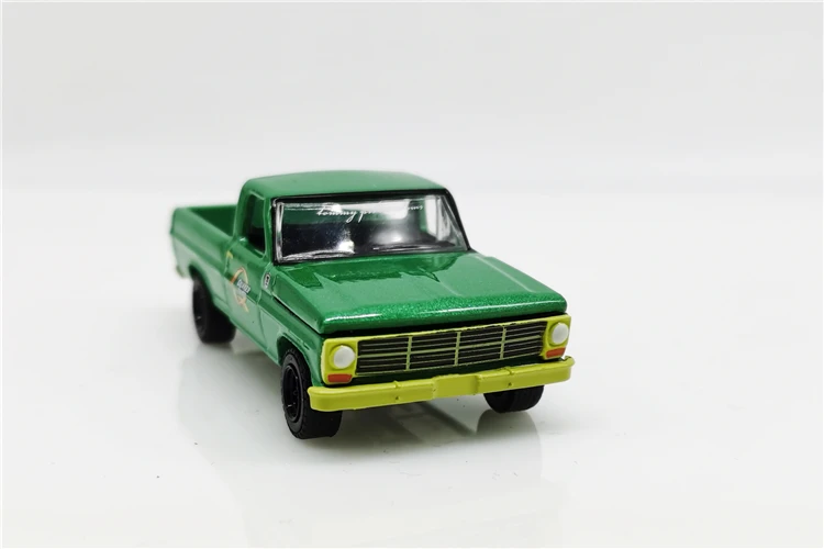 Greenlight 1:64 1969 Ford F100 Quaker State Green без коробки| |