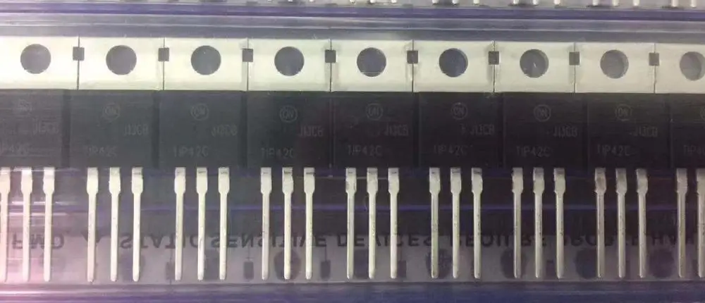 50 шт./лот TIP42C TIP42CTU TIP42CTU-F129 TO-220 новый оригинальный Бесплатная доставка