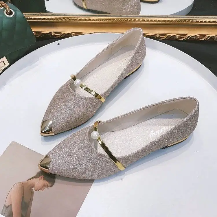 

Fashion Pearl Women Flats Shiny Bling Ladies Shoes Soft Boat Shoes Pointed Toe Woman Casual Shoes Slip-on Golden Silver Black