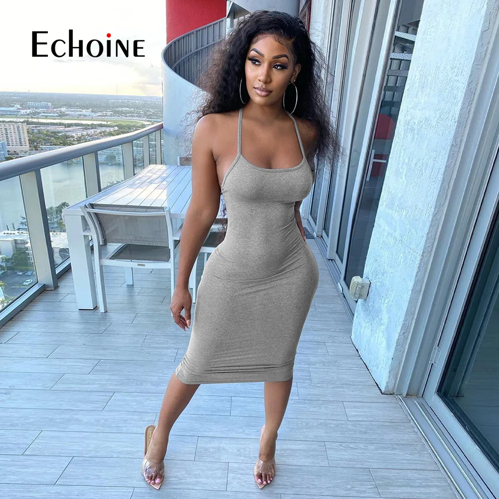 

Платье-миди летнее облегающее без рукавов на тонких бретельках