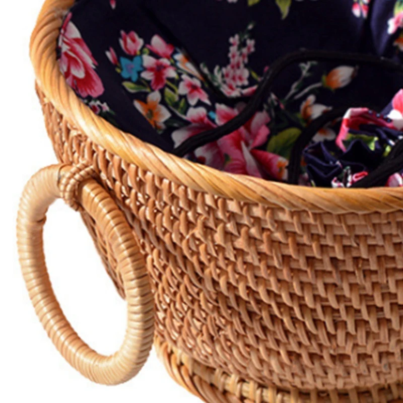 Вьетнамская корзина из ротанга плетеная для закусок и конфет ручной работы