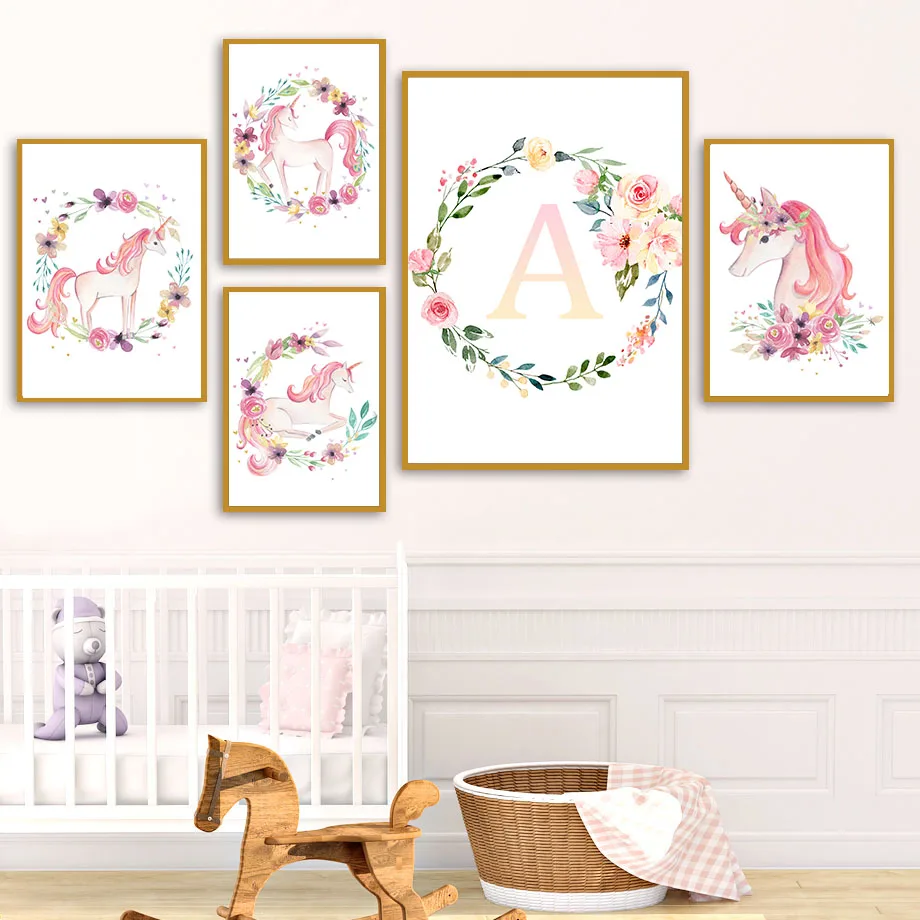 Картина на холсте "Розовый единорог" с именем ребенка, постеры и печати для детской комнаты с изображением цветов и единорога в стиле скандинавского дизайна.