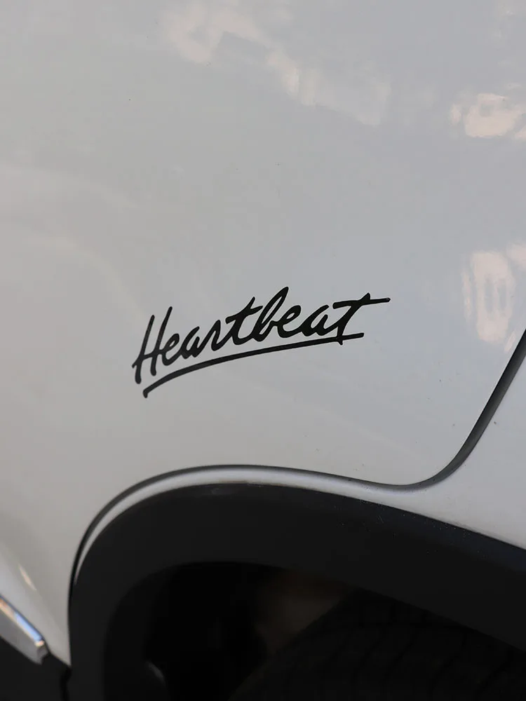 

ZTTZDY 18.5CM*6.5CM Fashion Reflective Vinyl Heartbeat Graphical Car Sticker Decal Black Silver ZJ2-0240