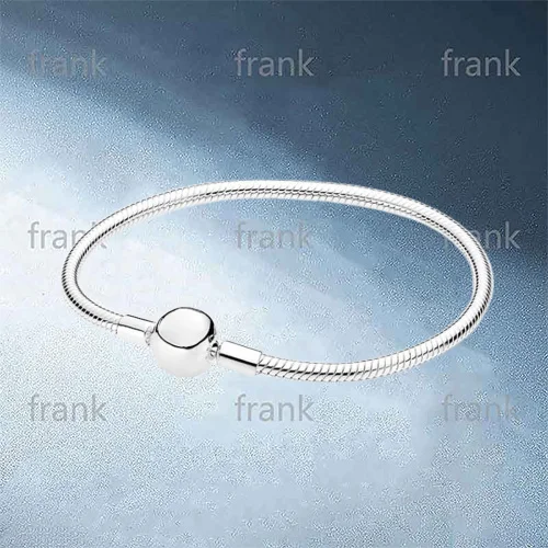 

590728 MOMENTS SMOOTH CLASP BRACELET