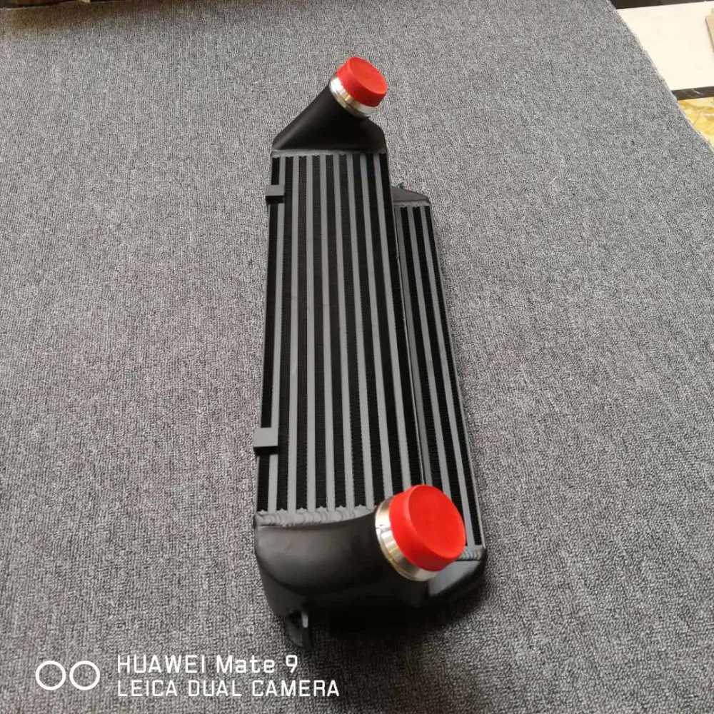 

Большой интеркулер для bmw 114i F20 / F21 75 кВт/102PS (2012 +)