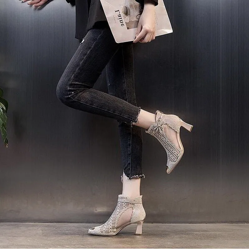 

2021 Sexy Ankle Sandals Boots,Women Mesh Summer Heels,Pointed toe,Hollow out,Block Heel,Back Zipper,Black,Beige,Dropshipping