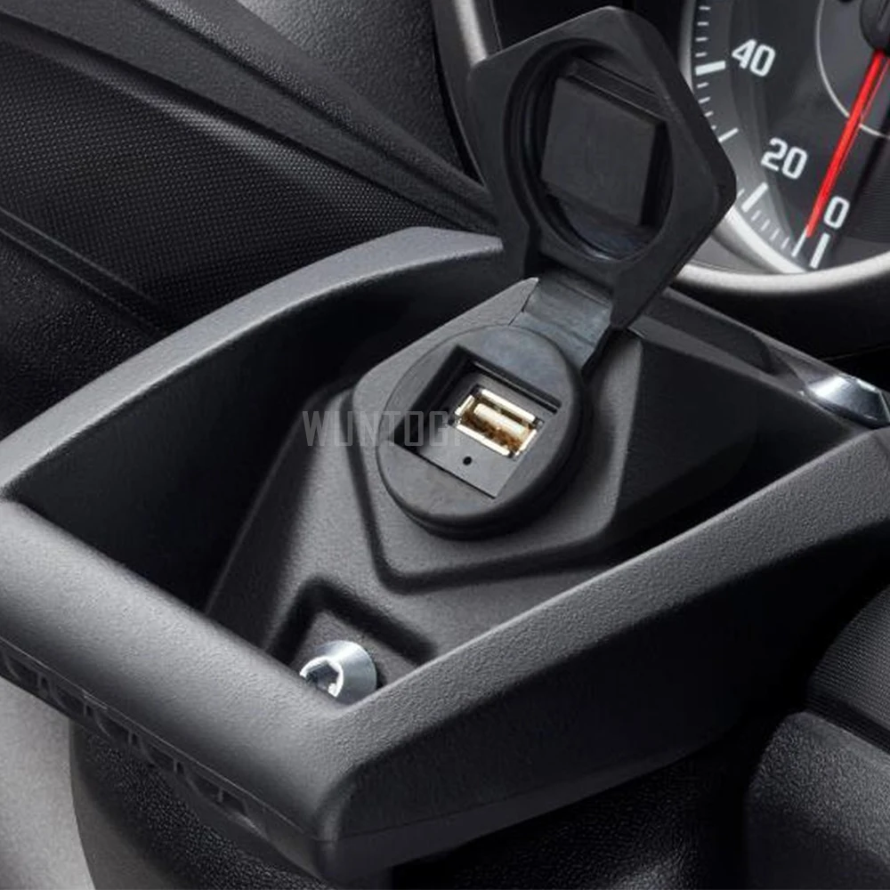 Автомобильный держатель для мобильного телефона на мотоцикл Yamaha T-max 560 TMAX T MAX 530 TMAX530 DX SX с креплением навигации и USB-портом зарядки.