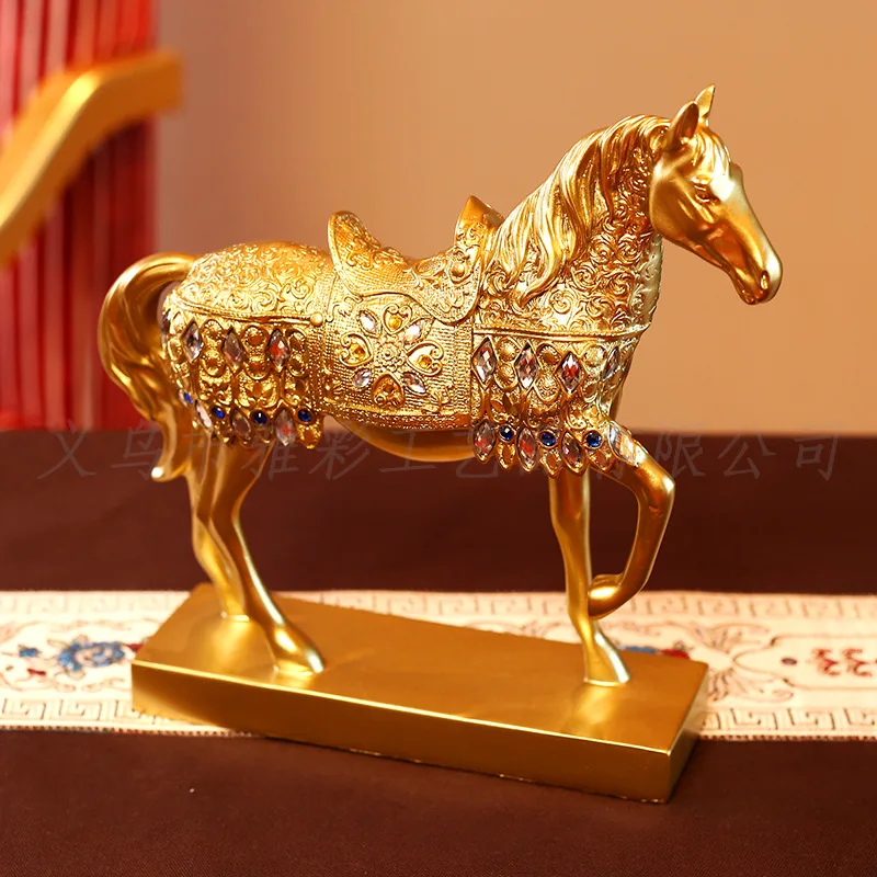 

European-style animal decorations immediately make a fortune office living room porch wine cabinet home horse decorations