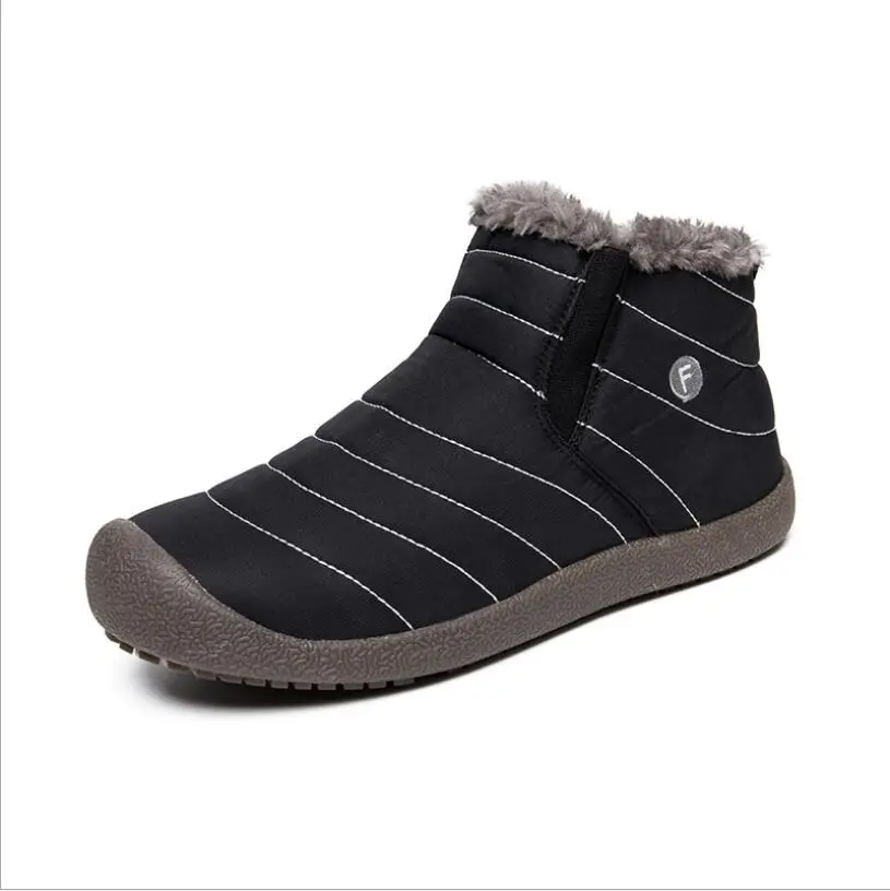 Мужские зимние ботинки CS691 однотонные с плюшевой подкладкой нескользящая