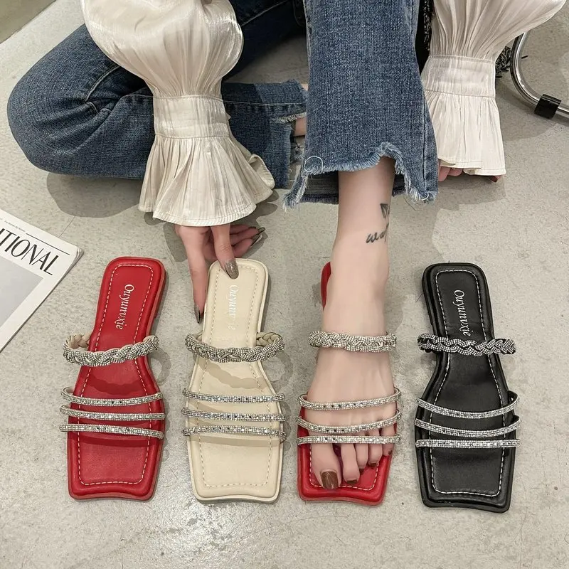 

Flat Shoes Female Slippers Casual Square Toe Slides Summer Clogs Woman Low Jelly Flip Flops Pantofle Luxury Soft Beach Glitter