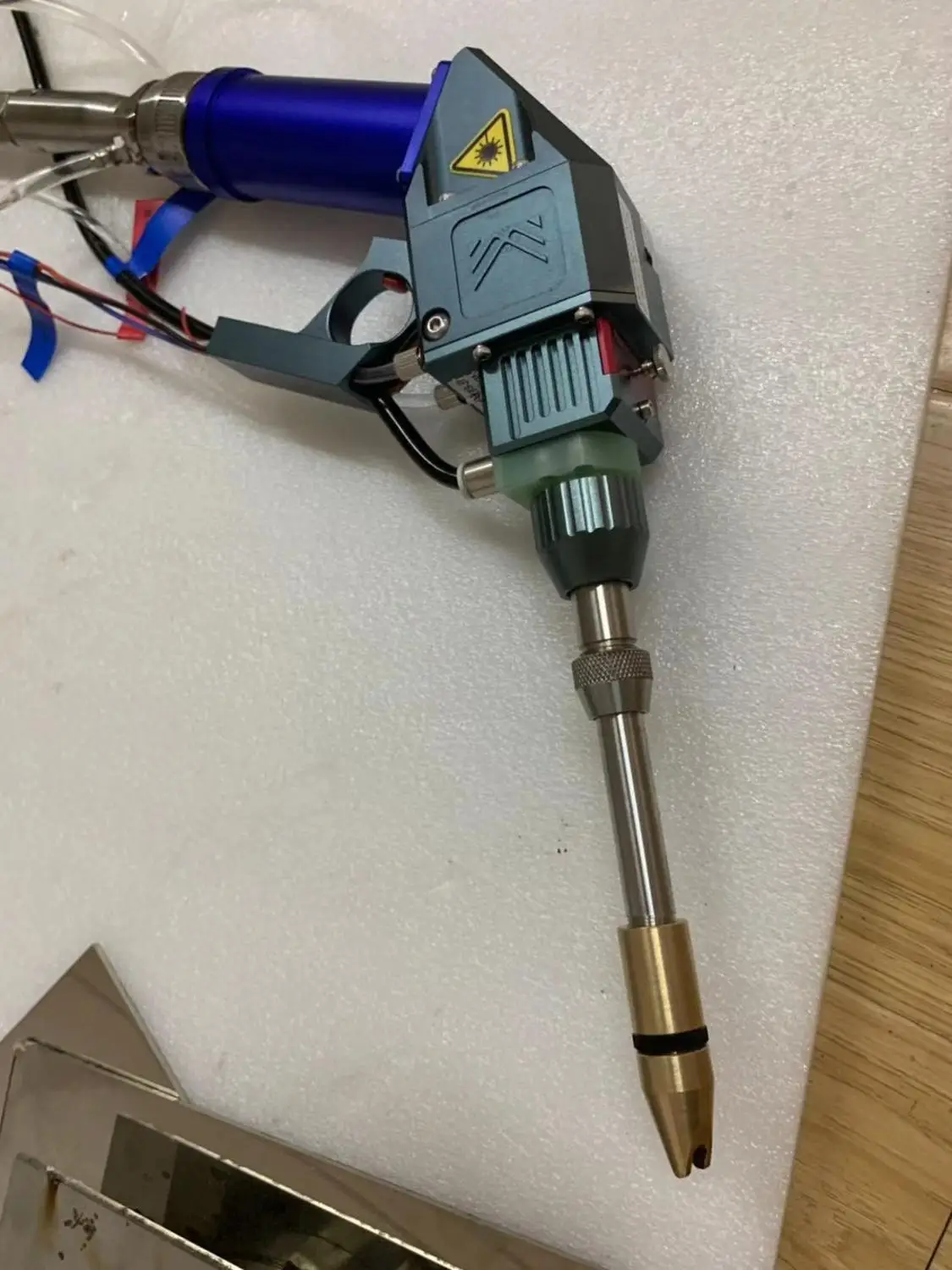 

500W Handheld Laser Welding Machine Fiber High Speed Metal Machine