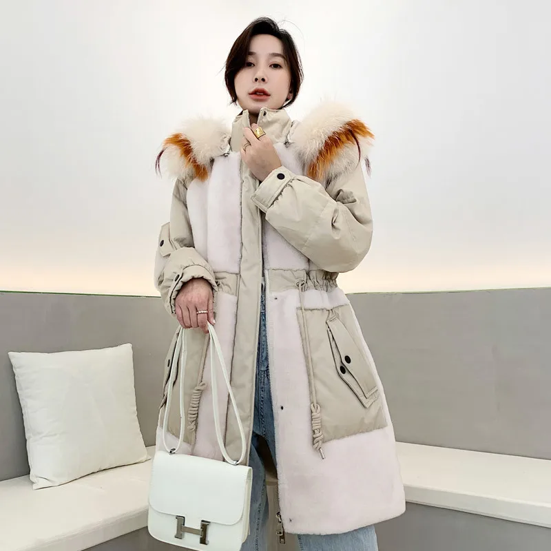 Женское пальто из натурального меха енота зимнее пуховое натуральной кожи с