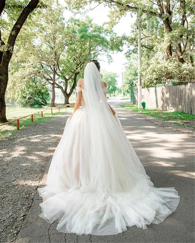 

Off Shoulder Wedding Dresses 2020 Off Shoulder A-Line Crystal Lace Up Simple Bride Dress Bridal Gowns Vestido de noiva