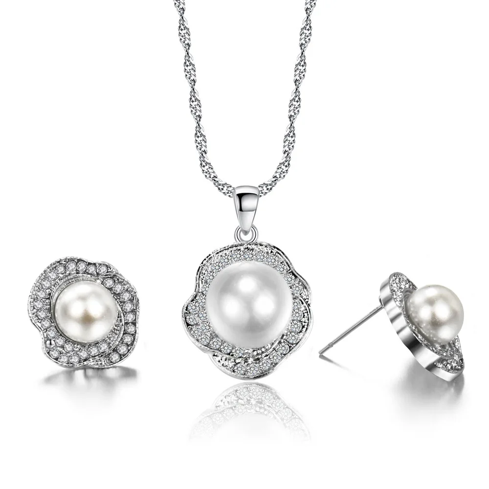 

Luxury Pearl Jewelry Set for Women Simple Flower Diamond Stud Earrings Necklace Pendant Earrings Simple Jewelry Set Gift Party
