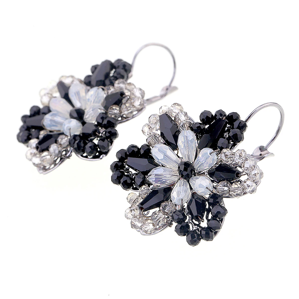 Женские серьги гвоздики с бусинами черного цвета|Серьги-гвоздики| |