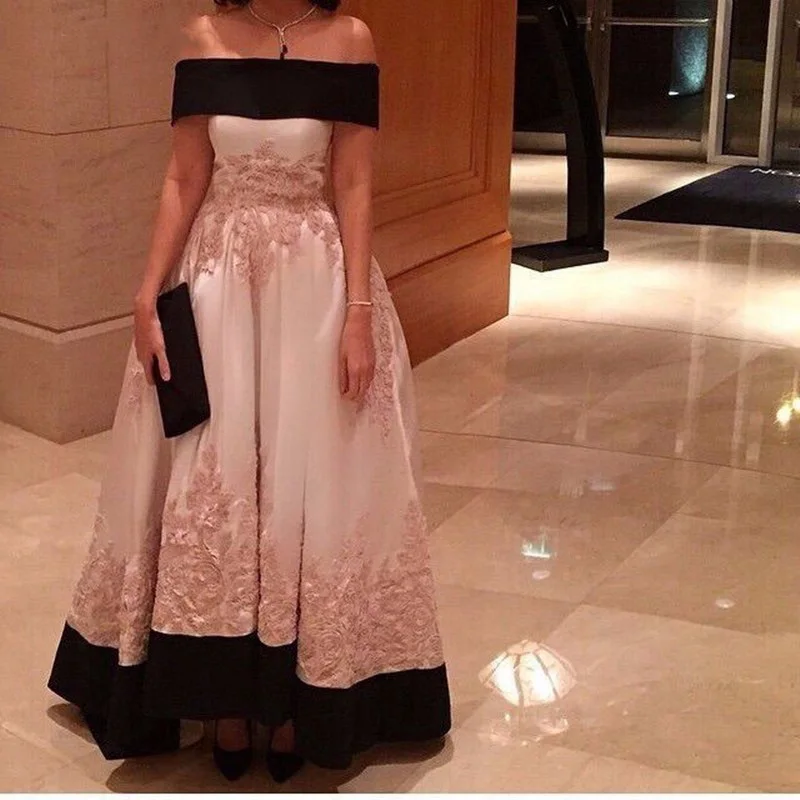 

MYYBLE Vintage Off Shoulder Formal Evening Dresses A line Pink Lace Appliques Fashion Prom Dresses Party Gowns 2020 Arabic