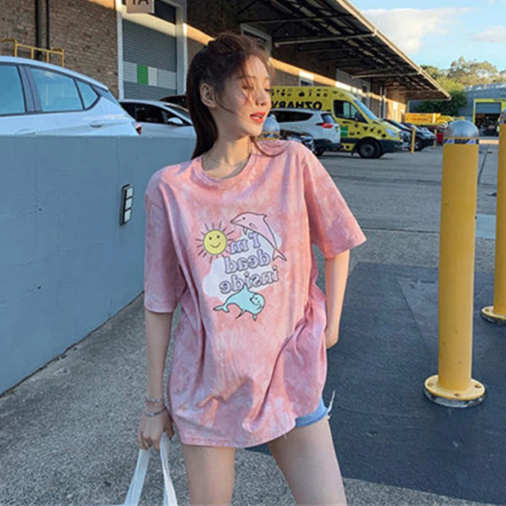 Женская свободная футболка с коротким рукавом круглым вырезом и цветочным